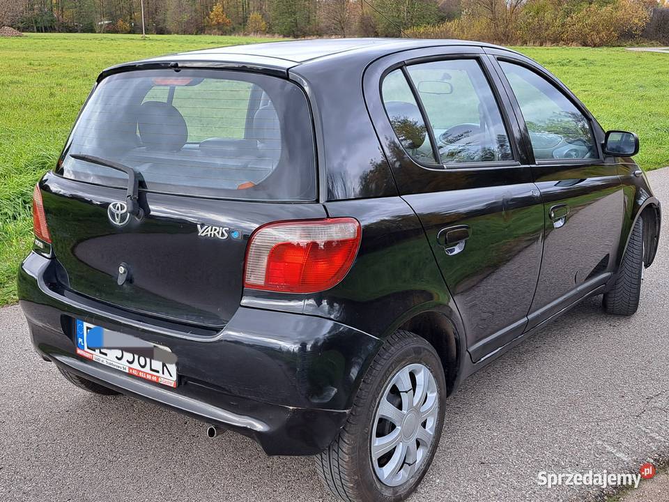 Sprzedam Toyota Yaris 10 benzyna 2000r Lift Żyrardów sprzedam