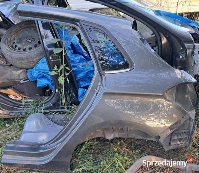 Citroen C4 II B7 Ćwiartka Lewy Tył Błotniki Chrząstów