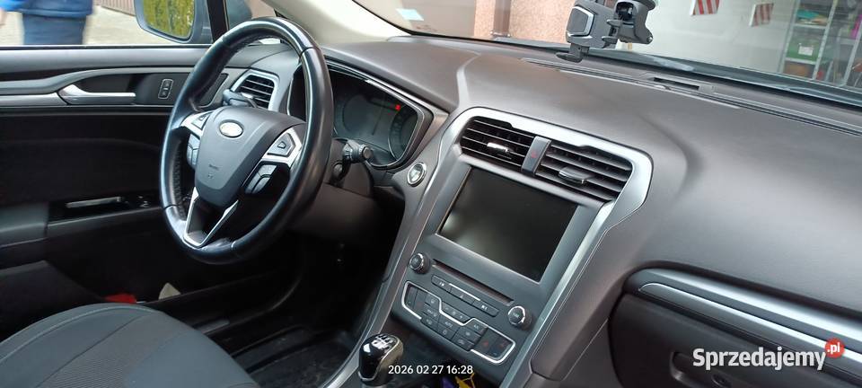 Sprzedam ford mondeo MK5 160 2015 r benzyna isofix świętokrzyskie Kielce