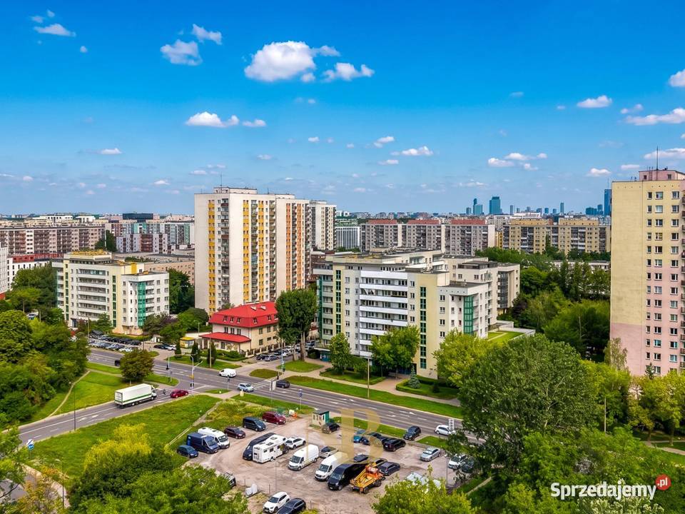 44 m 2 Pokoje Osobna Kuchnia Widok na Warszawę Warszawa