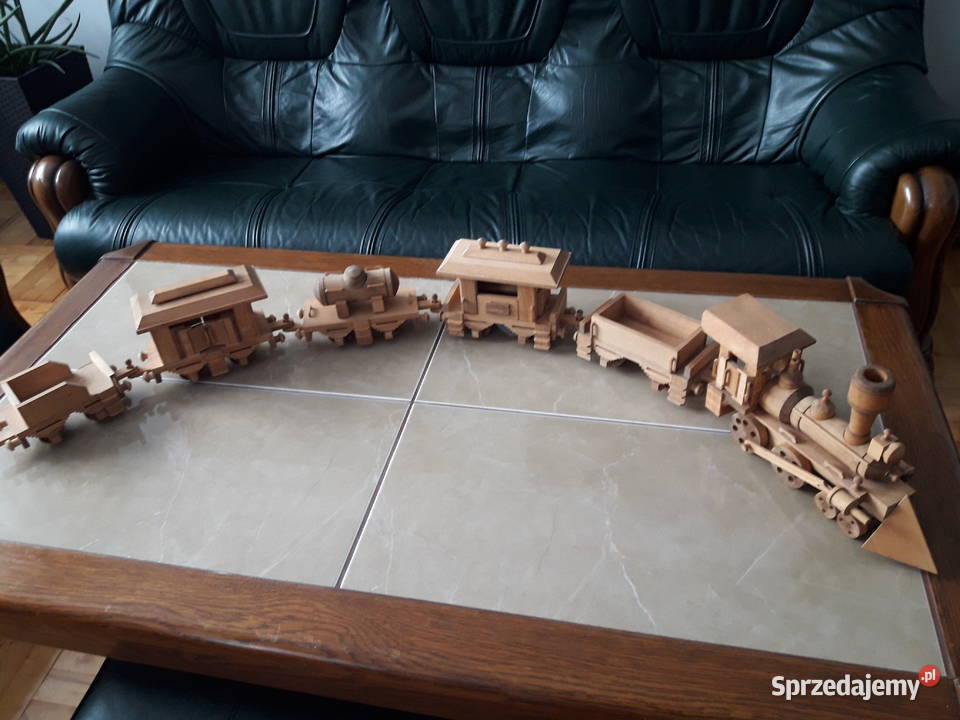 Stara drewniana kolekcjonerska kolejka Janów Lubelski