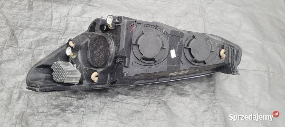 LAMPA PRAWA REFLEKTOR PRAWY FORD FOCUS MK4 18 Ruda Śląska