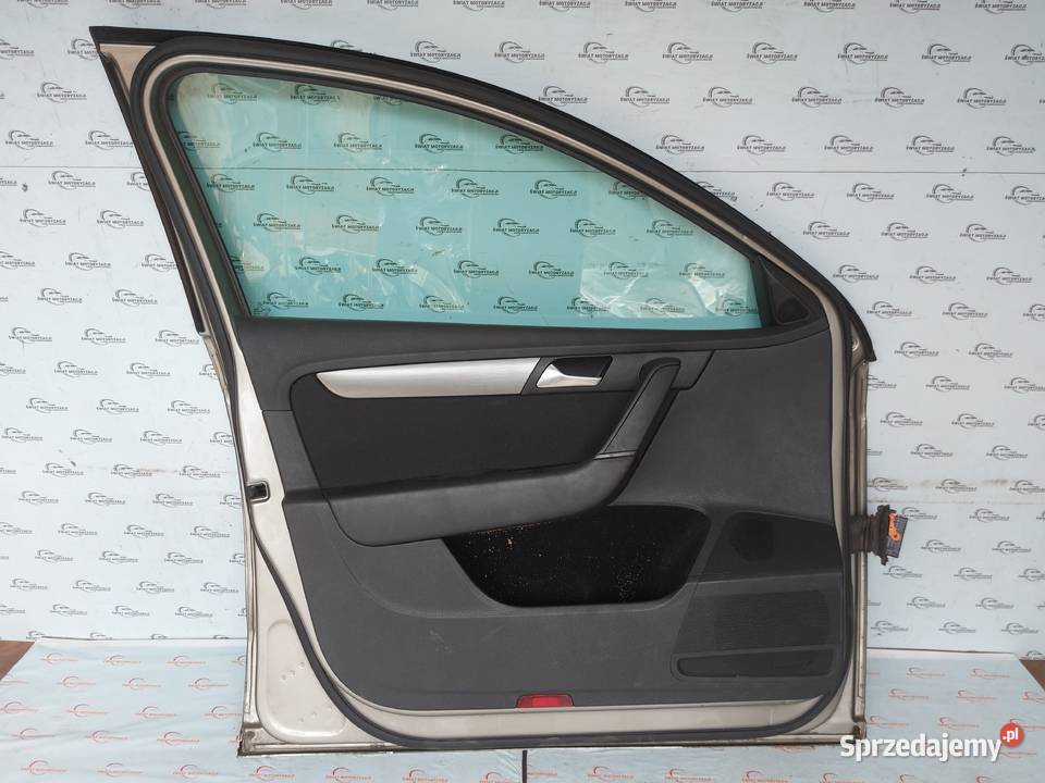 VW PASSAT 20 TDI 13r drzwi lewe przód 150