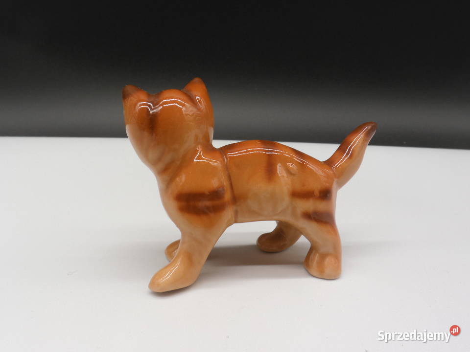 Porcelanowa figurka kotkotek Raszków