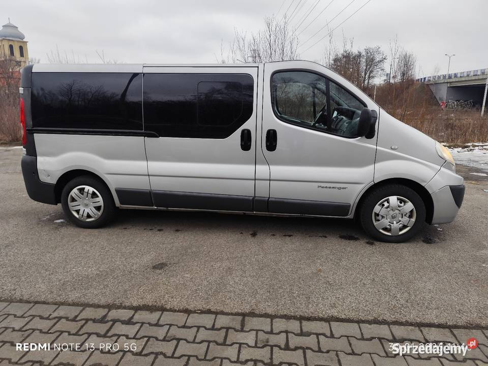 Renault Trafic Passanger Long 9 osob śląskie Katowice