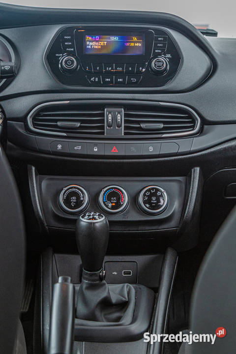 Fiat Tipo 10 benzyna manual na prywatne raty bez Warszawa sprzedam