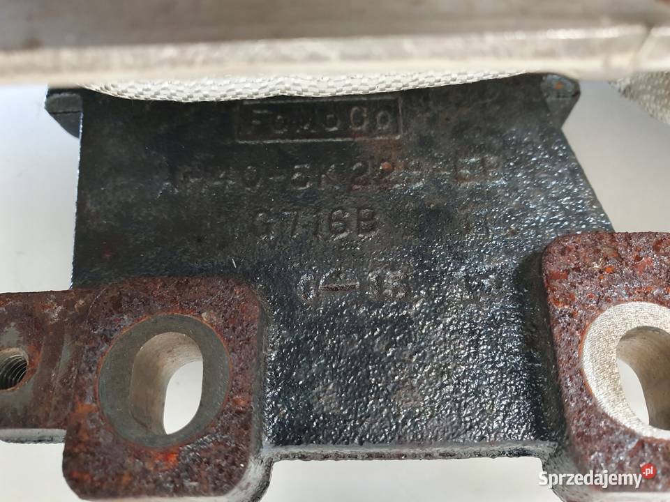 RURA WYDECHOWA AH4Q5K229EB Range Rover IV L405 Chełm