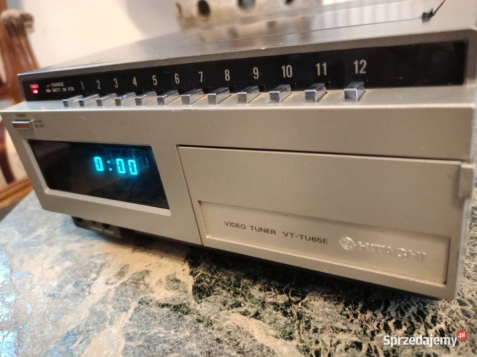 Zabytkowy Hitachi Video Tuner VTTU65E Japan Drawski Młyn