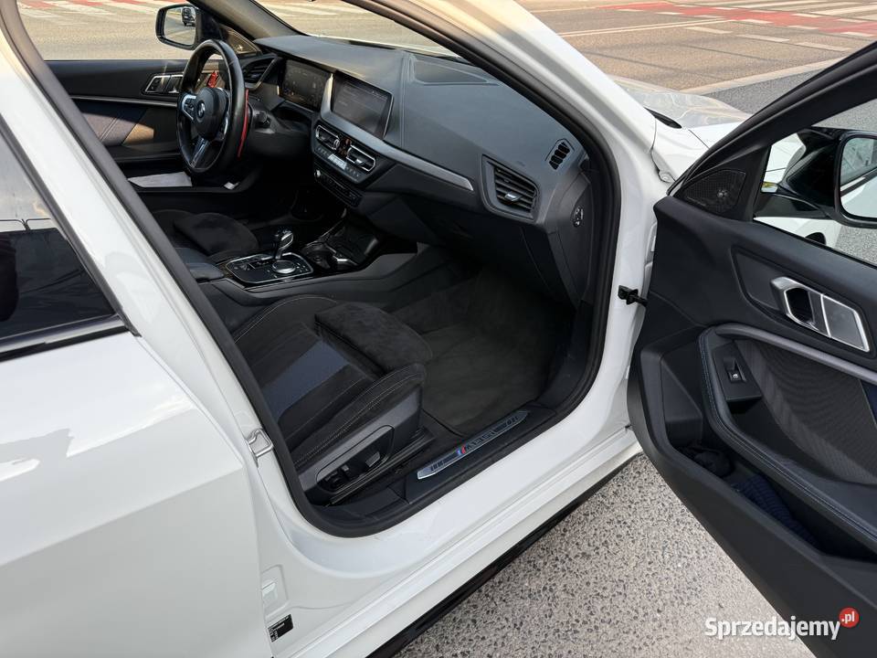 Bmw m135i f40 xdrive 2021 1rej 1właściciel salon serwisowany w ASO wielkopolskie Poznań