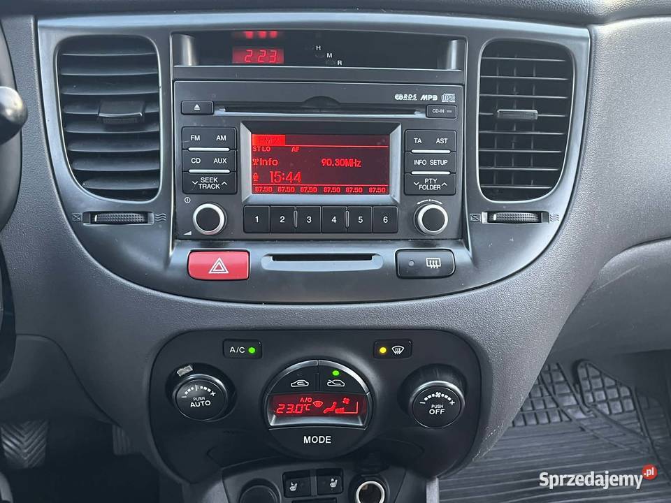 Sprzedam KIA RIO II Lpg nieuszkodzony Rio Konin sprzedam