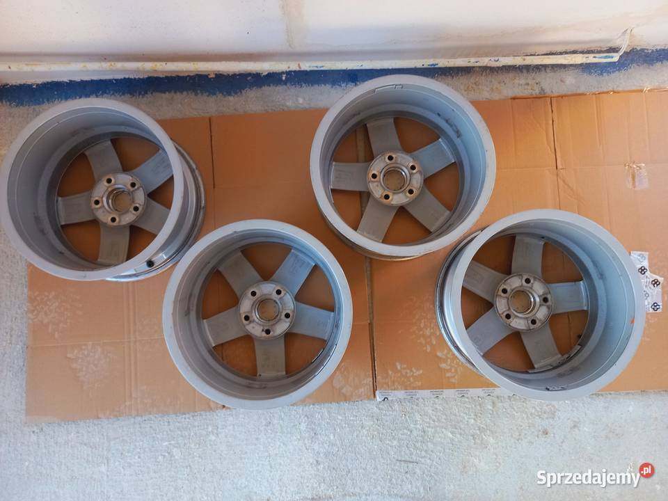 alu felgi Audi A4 B8 16 ładny komplet Olsztyn