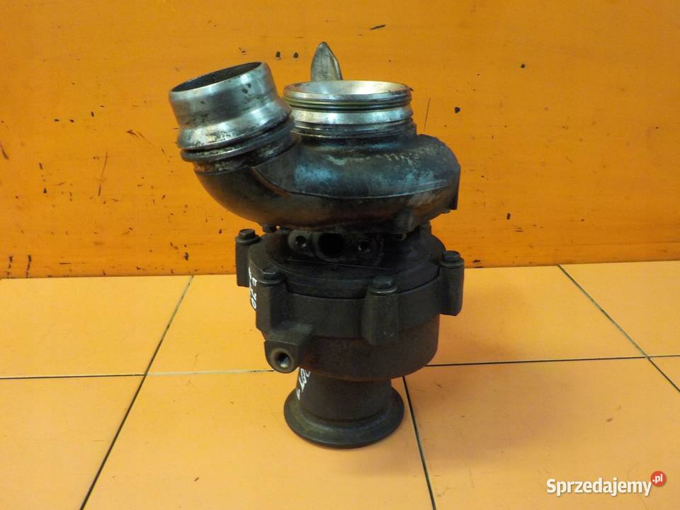 BMW E90 E87 20 D 11r N47 184 turbina 851745201A osobowe Suków sprzedam