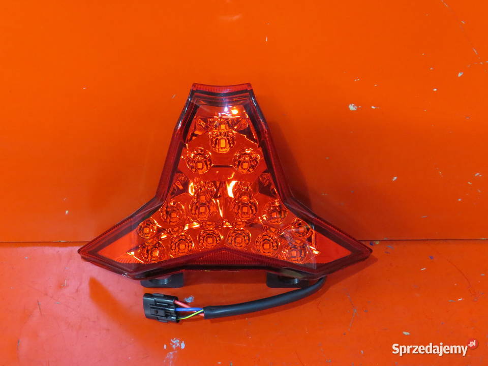 KAWASAKI Z1000 Z 1000 LAMPA TYŁ TYLNA KLOSZ