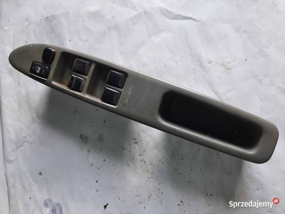 TOYOTA AVENSIS VERSO 0103 przełącznik panel szyb Ksawerów sprzedam
