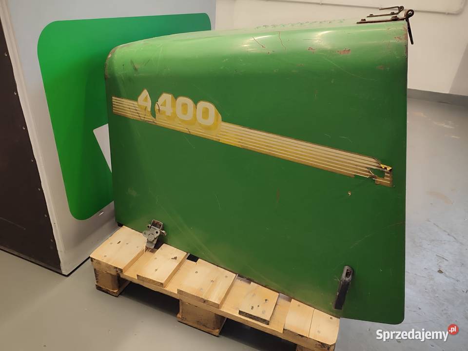 Maska pokrywa silnika JOHN DEERE 4400 Wilkowo sprzedam