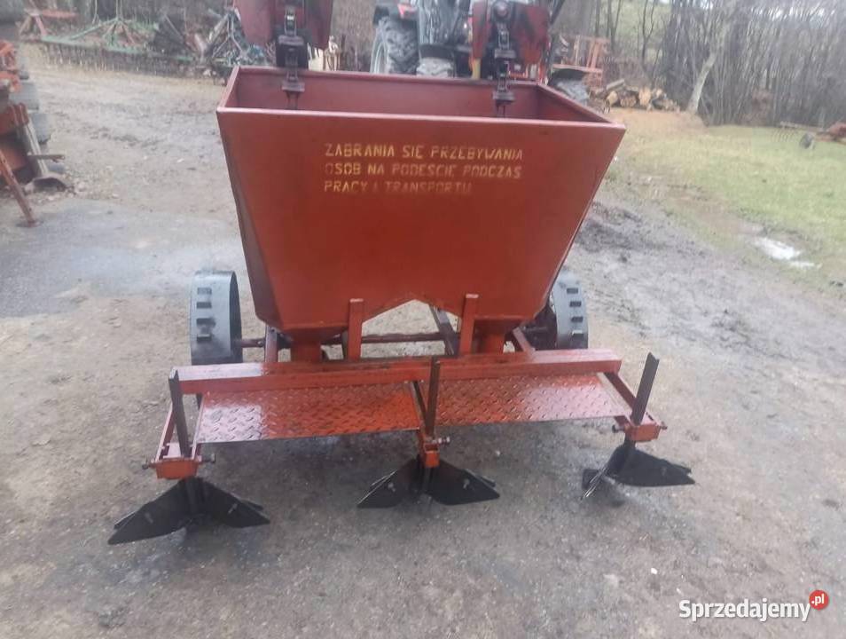 Sadzarka do ziemniaków dwurzędowa polska sprzedam