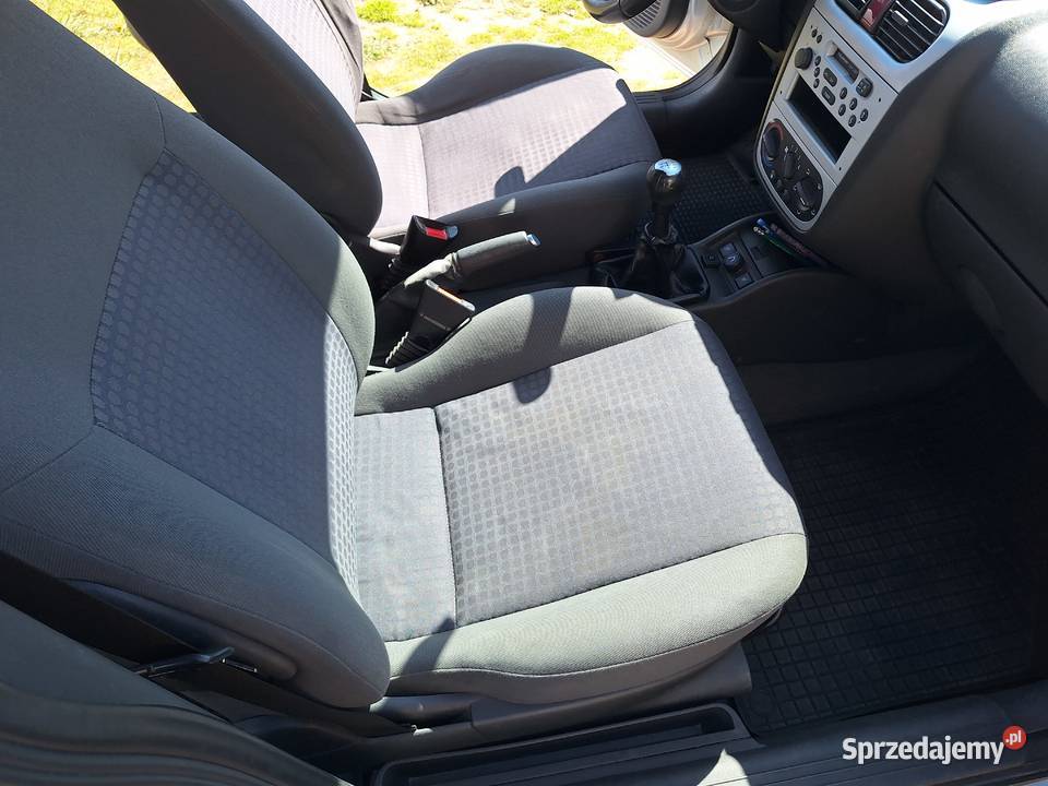 Opel Corsa C z 2003r 12 16V LPG Przemęt