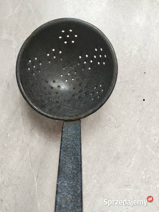 Antyczna chochla emalia durszlak vintage PRL Miejsce Piastowe
