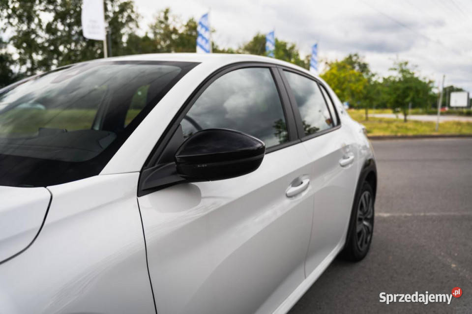 Peugeot e208 50 kWh 100KM