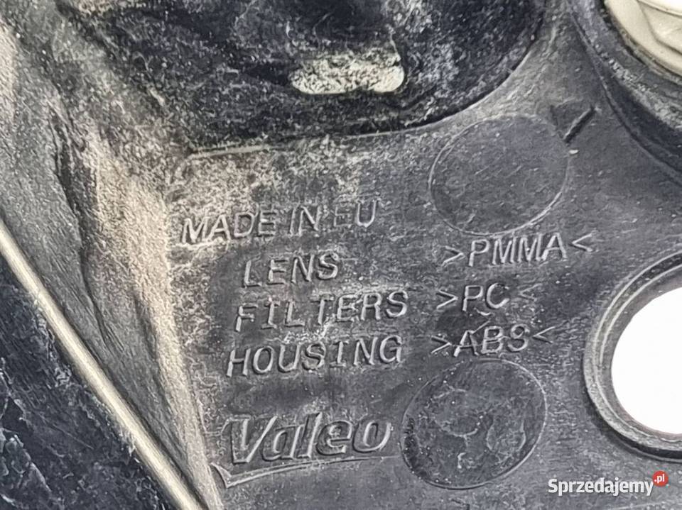 LAMPA PRAWA TYŁ OPEL ASTRA J 90015087 Lipno