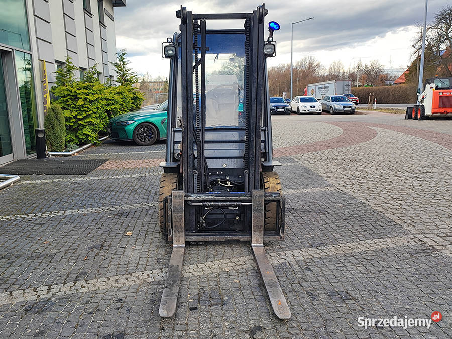 Wózek widłowy Toyota 028FGF25 25 t LPG kabina