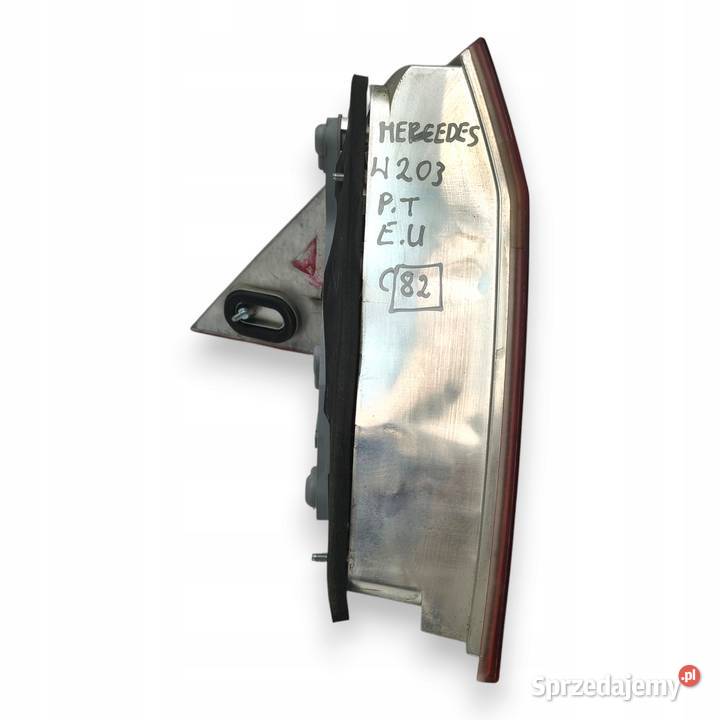 LAMPA PRAWA Mercedes W203 Sedan tylna prawy tył Chełm