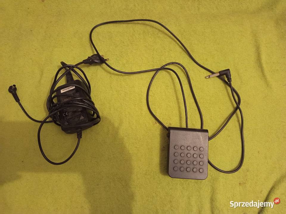 Pianino Elektryczne Casio Czerwone Kabel Stopka Katowice