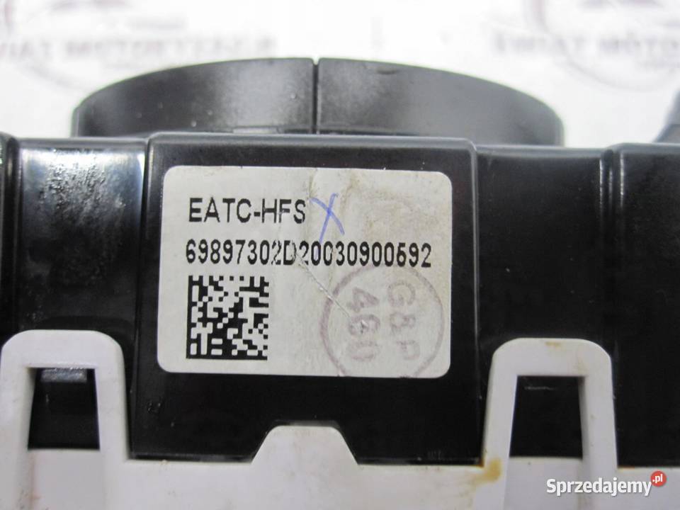 FORD FIESTA VII 09r panel klimatyzacji