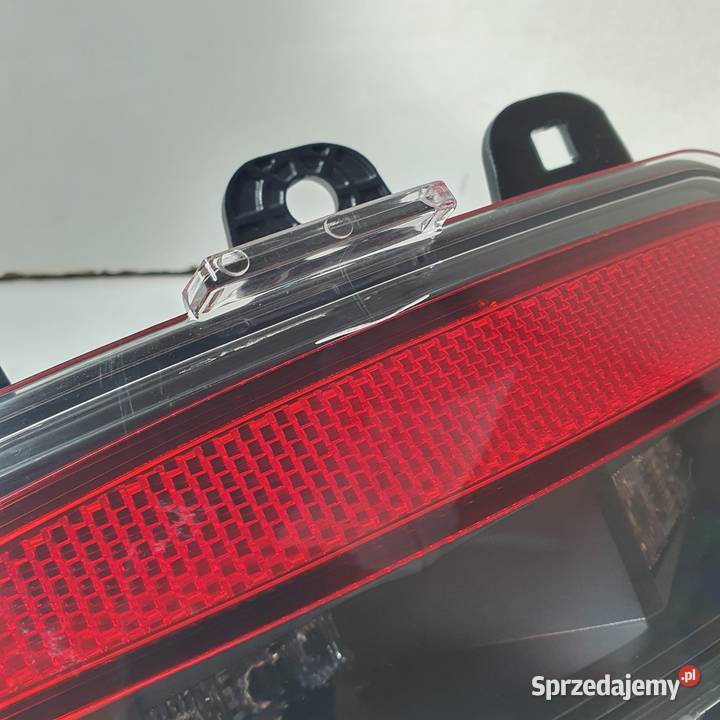 RENAULT CAPTUR II LAMPA W ZDERZAK PRAWY TYŁ Lampy tylne Międzychód