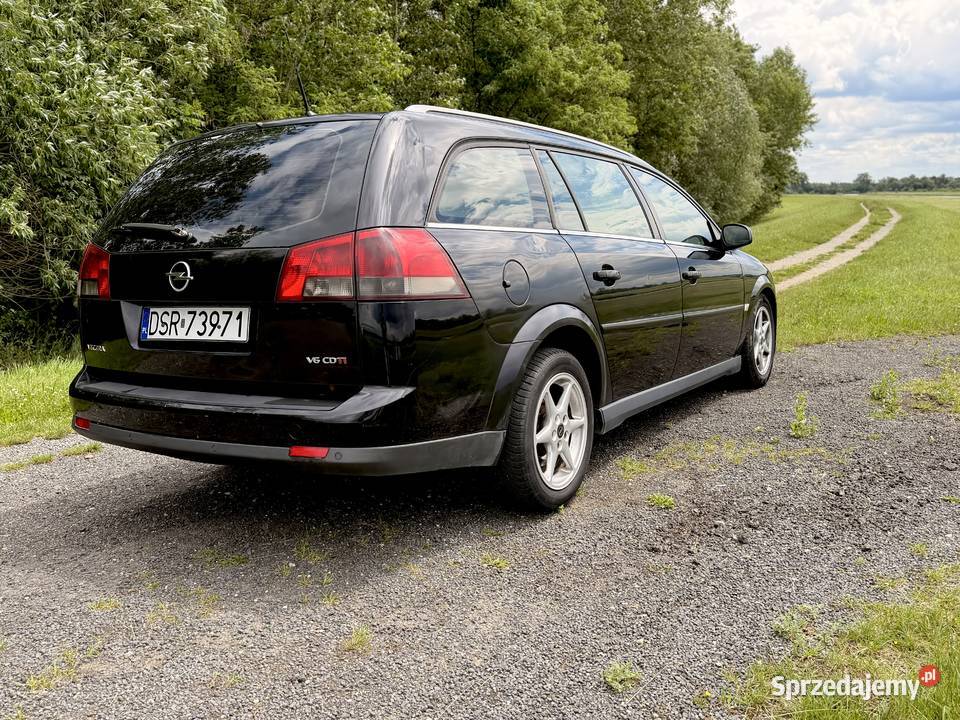 Opel Vectra Kombi 2006 30 V6 CDTI Opole