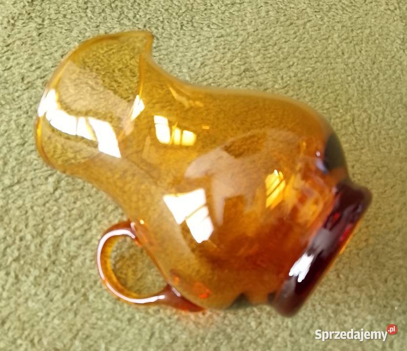 Mlecznik dzbanek na śmietankę Huta Laura Tarnów śląskie Katowice