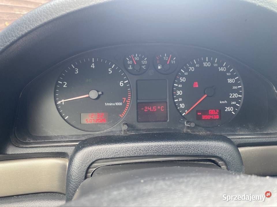 Audi A4B5 avant 18 125 aluminiowe felgi lubelskie Biała Podlaska