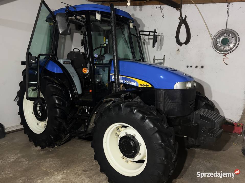 Ciągnik Holland TD5030 20101włPneumatykaTD80 Rewers mechaniczny