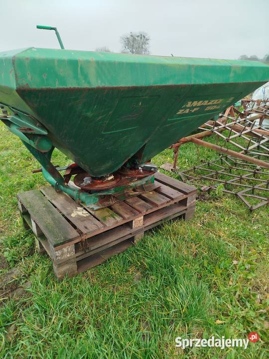 Rozsiewacz nawozów amazone zaf 800 Nacpolsk