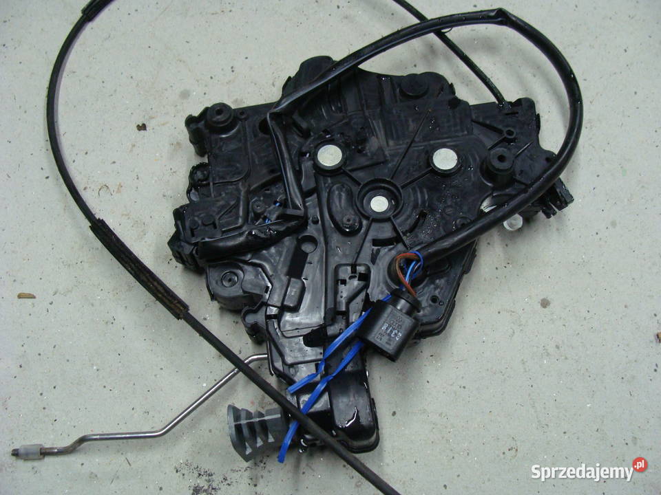 VW T5 T6 ZAMEK DRZWI PRZESUWNYCH PRAWY Motoryzacja Goleniów