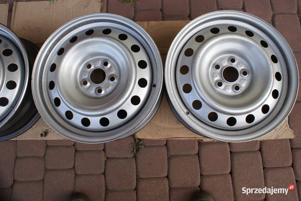 6Jx16 rozst5x100 ocent541 ET45 Toyota Yaris 4 Dynów sprzedam