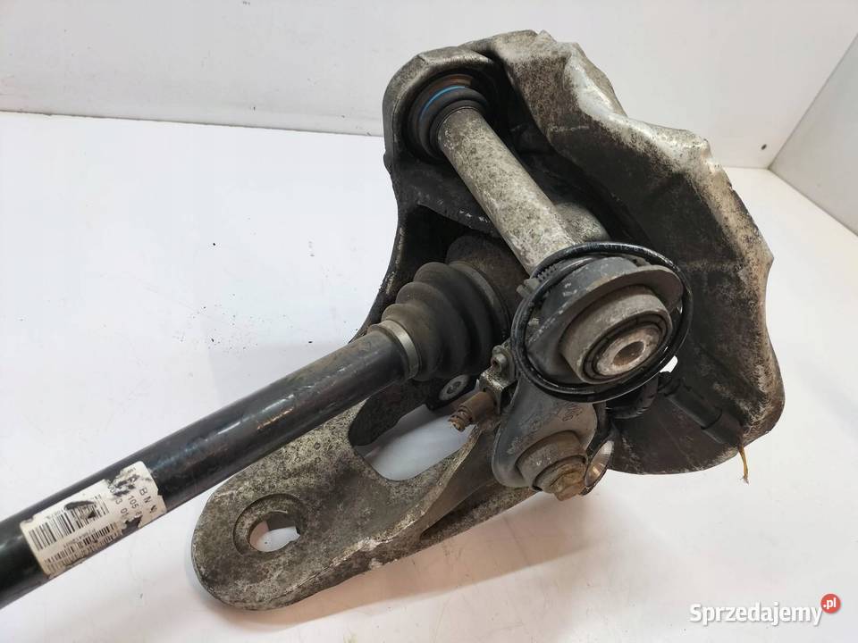 ZWROTNICA PRAWY TYŁ PÓŁOŚ 30 D 235 7564128 Bmw świętokrzyskie