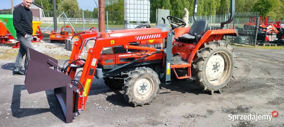 Ładowacz Tur Mini Traktor ISEKI KUBOTA HINOMOTO Kielce