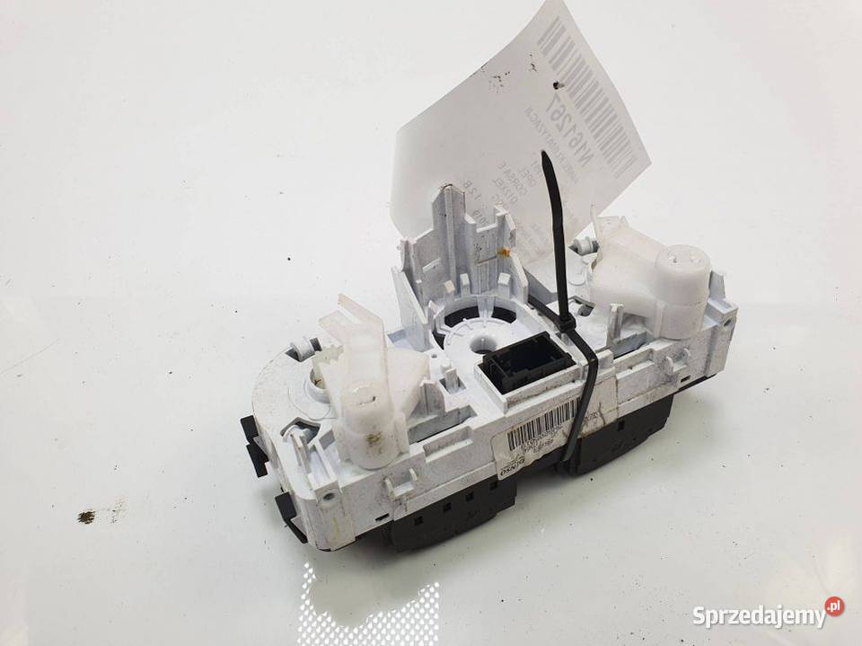 PANEL KLIMATYZACJI OPEL CORSA E 466119570