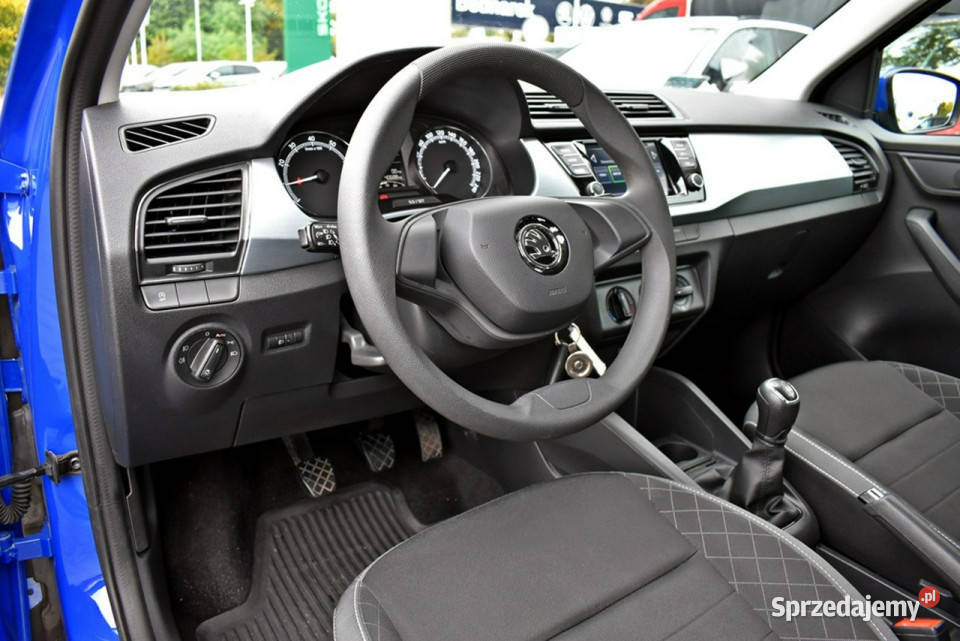 koda Fabia Bezwypadkowy Salon Polska Serwis ASO manualna łódzkie Łódź