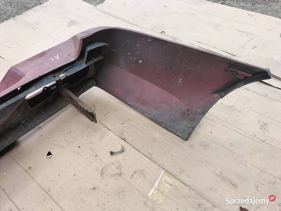 FORD MAVERICK 1 NISSAN TERRANO 2 ZDERZAK TYŁ osobowe lubelskie Kamień-Kolonia