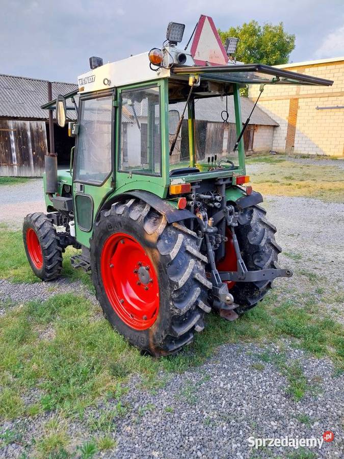 Ciągnik sadowniczy Fend 203V II WOM 540/1000 obr. Majdan Moniacki