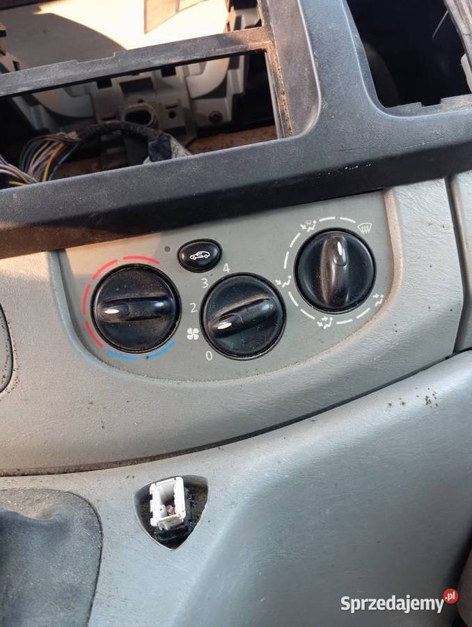 Części Renault Trafic drzwi prawe lewe tył lubelskie