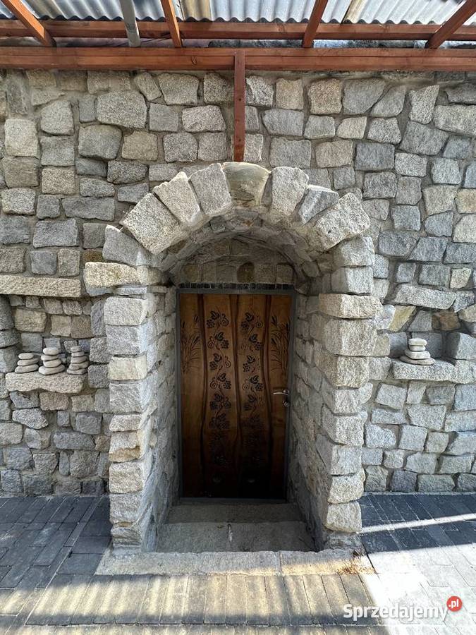 Kostka granitowa łupana idealna pod mury Opole