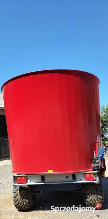 Paszowóz Sano wóz paszowy wielkopolskie Leszno