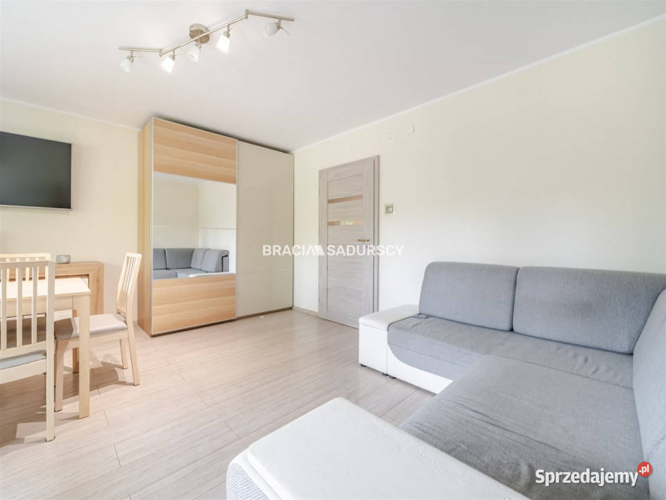 Mieszkanie Kraków Bohaterów Września 646m2 3pok