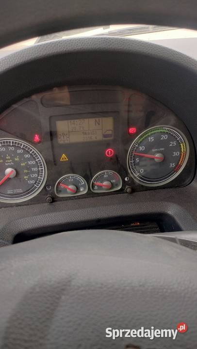 Iveco 100e18 auto laweta pomoc drogowa specjalny Iwkowa