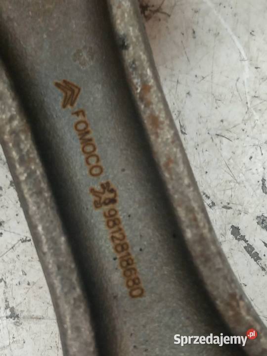 TŁOK KORBOWÓD 9812818680 20 HDI Citroen C4 Grand