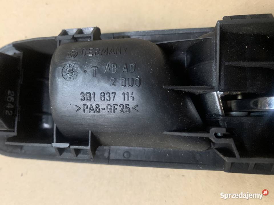 Klamka wewnętrzna prawa 3B1837114 vw passat b5 Szczecin