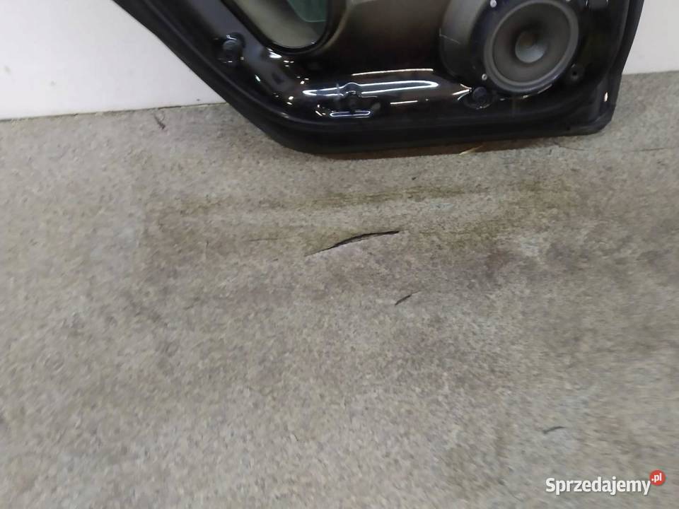 DRZWI LEWE TYŁ SEDAN CZARNE USA VW Volkswagen świętokrzyskie